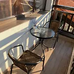 Appartement 7 In Alexander Complex