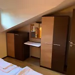 7 In Alexander Complex Appartement *