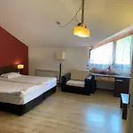 7 In Alexander Complex Appartement *