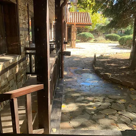 7 In Alexander Complex Appartamento