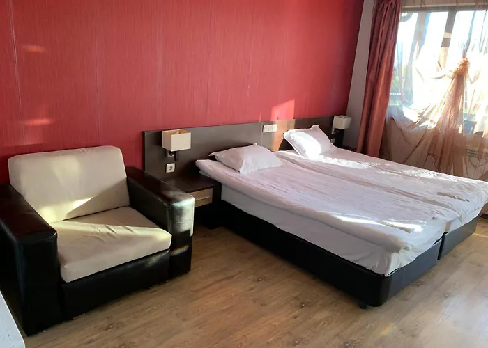 Апартамент 7 In Alexander Complex