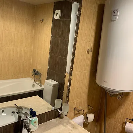 7 In Alexander Complex Bansko