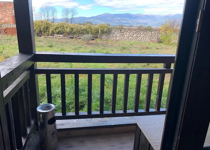 7 In Alexander Complex アパート