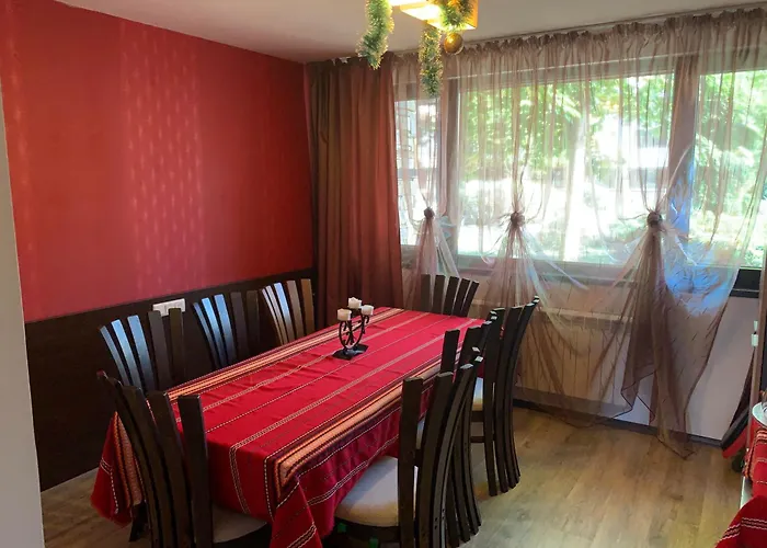 7 In Alexander Complex アパート *