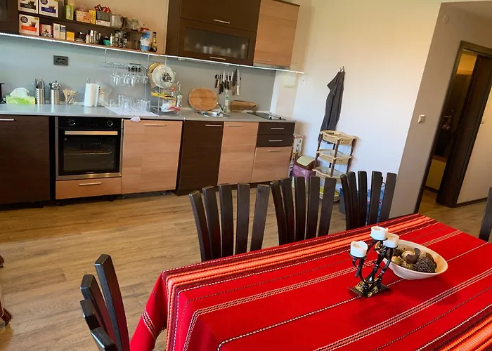 アパート 7 In Alexander Complex